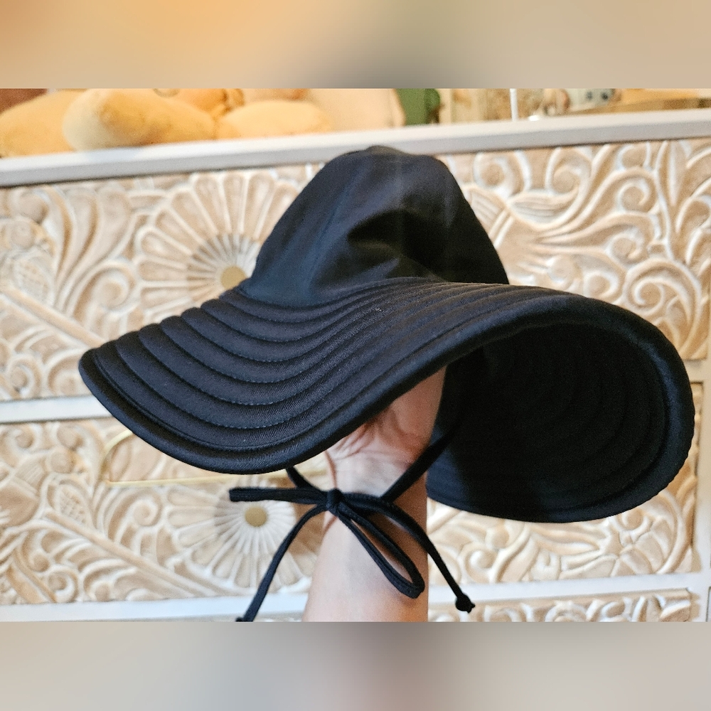 Ruffle Butts Black Wide-Brim Baby Hat